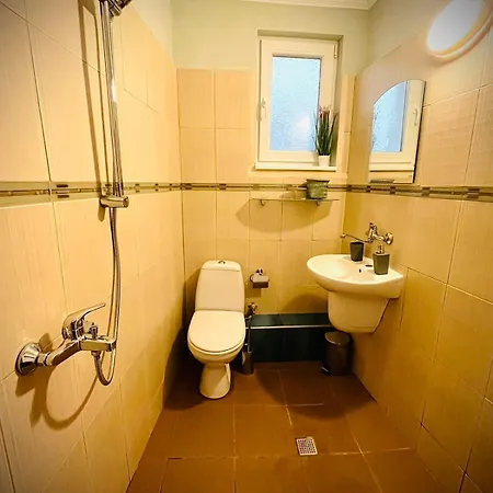 The Guest House-amazing View, Location, Entire House *