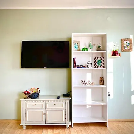 The Guest House-amazing View, Location, Entire House * Veliko Tarnovo