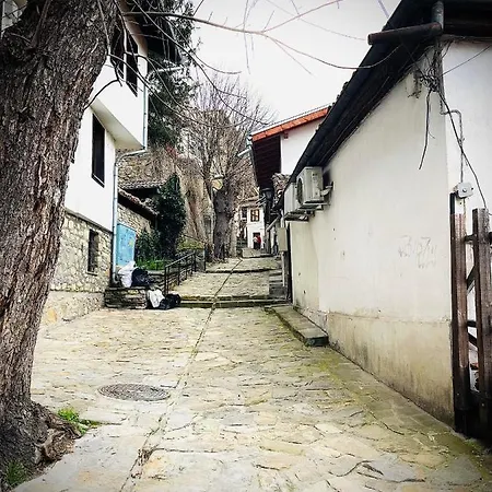The Guest House-amazing View, Location, Entire House Apartman Veliko Tarnovo