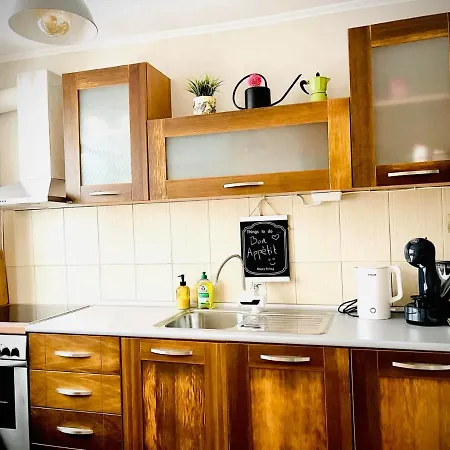 The Guest House-amazing View, Location, Entire House Veliko Tarnovo