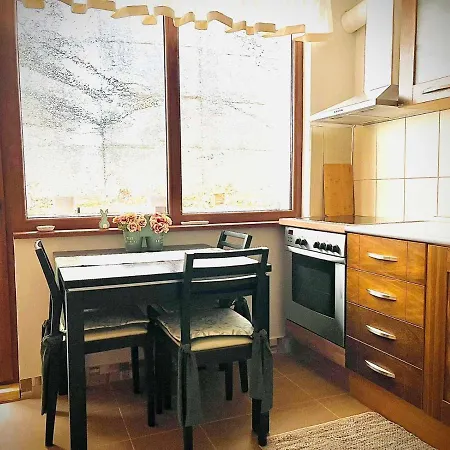 The Guest House-amazing View, Location, Entire House *