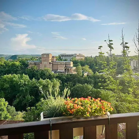 The Of Veliko Tarnovo-amazing View, Location Apartment Veliko Tarnovo