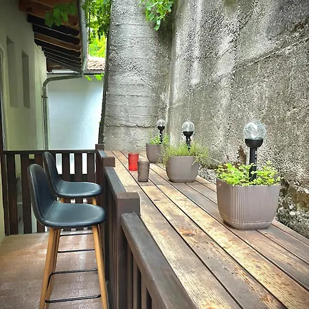 The Guest House-amazing View, Location, Entire House Veliko Tarnovo