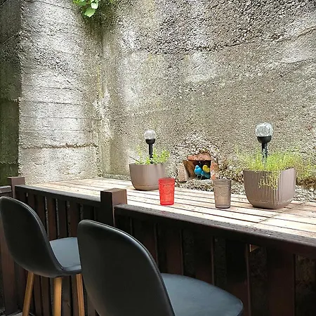 Appartement The Guest House-amazing View, Location, Entire House *