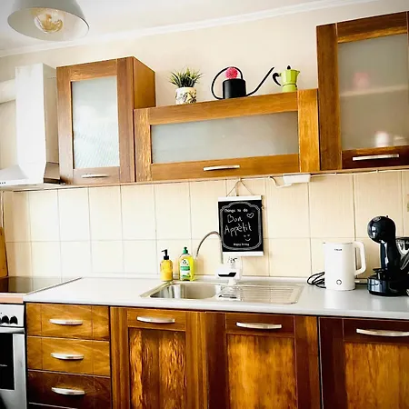 The Guest House-amazing View, Location, Entire House *