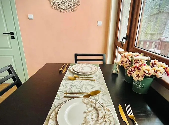 The Guest House-amazing View, Location, Entire House Apartman Veliko Tarnovo