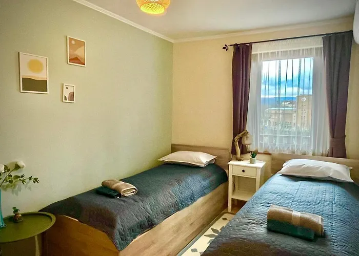 The Guest House-amazing View, Location, Entire House * Veliko Tarnovo